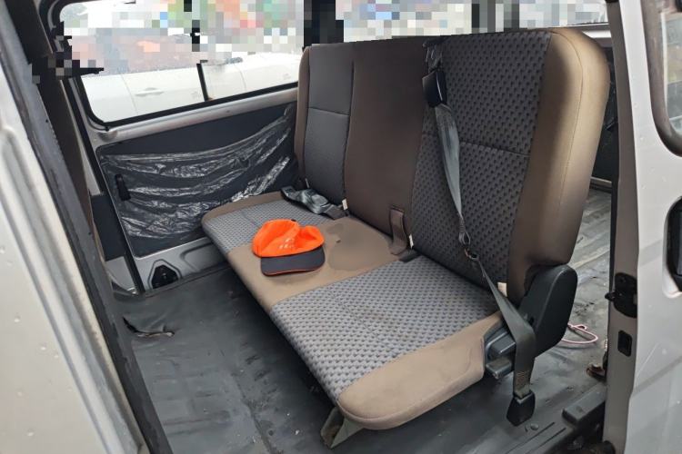 Used Wuling Zhiguang 2020 1.2L Practical Model China VI LSI Left Rear Seat
