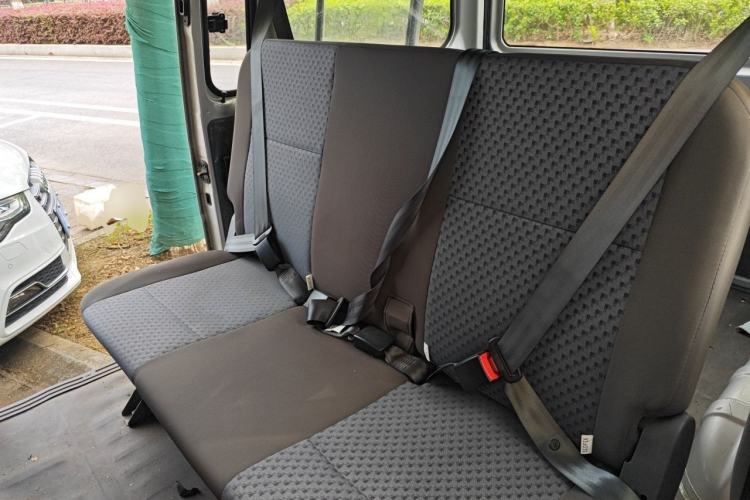 Used Wuling Zhiguang 2020 1.2L Practical Model China VI LSI Left Rear Seat