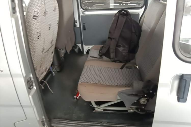 Used Wuling Zhiguang 2020 1.2L Practical Model China VI LSI Left Rear Seat