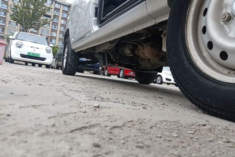 Used Wuling Zhiguang 2020 1.2L Practical Model China VI LSI Left Side Sill