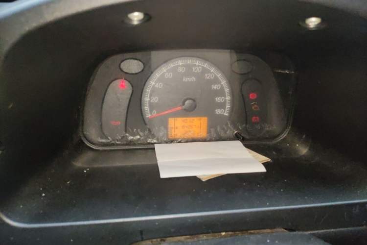 Used Wuling Zhiguang 2020 1.2L Practical Model China VI LSI Odometer Close Up