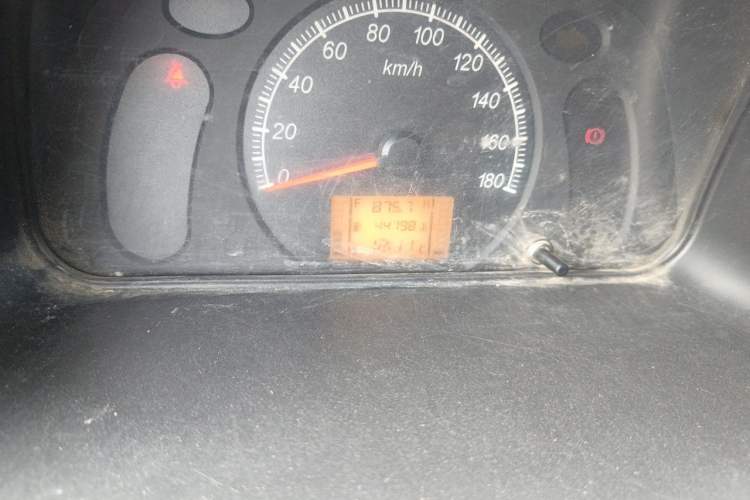 Used Wuling Zhiguang 2020 1.2L Practical Model China VI LSI Odometer Close Up