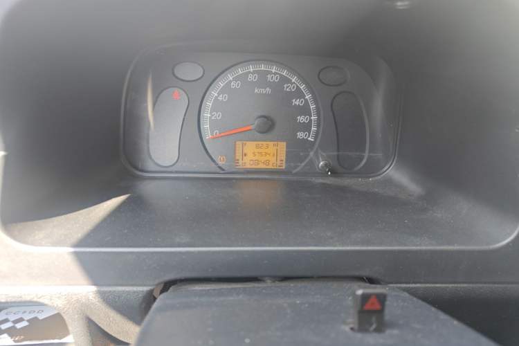 Used Wuling Zhiguang 2020 1.2L Practical Model China VI LSI Odometer Close Up