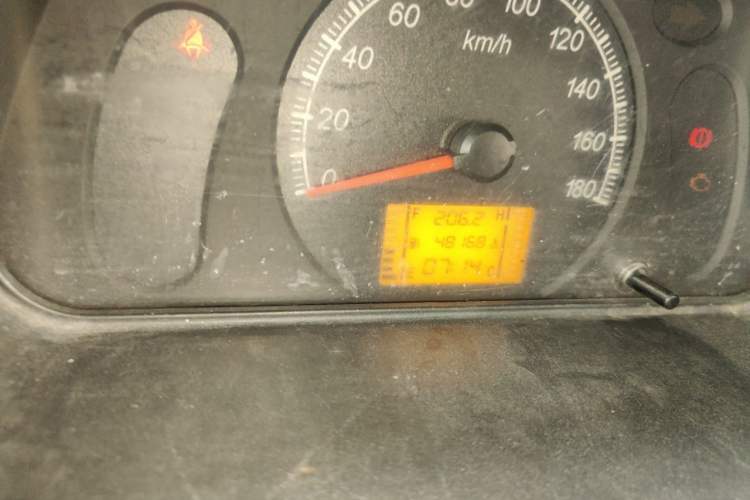 Used Wuling Zhiguang 2020 1.2L Practical Model China VI LSI Odometer Close Up