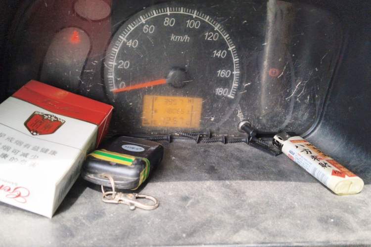Used Wuling Zhiguang 2020 1.2L Practical Model China VI LSI Odometer Close Up