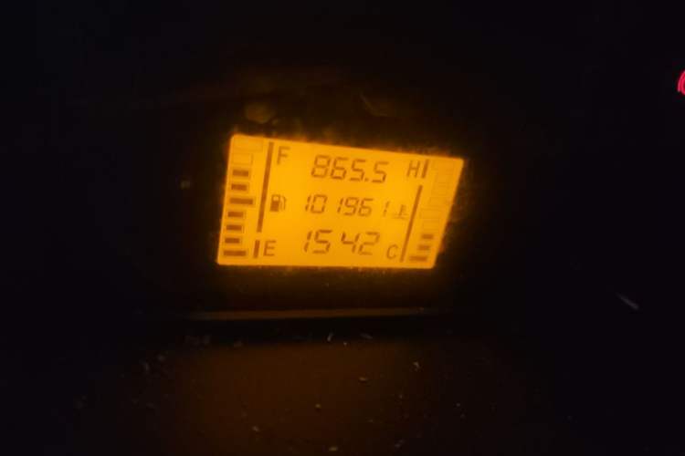 Used Wuling Zhiguang 2020 1.2L Practical Model China VI LSI Odometer Close Up