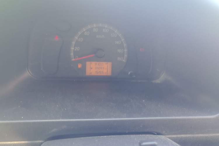Used Wuling Zhiguang 2020 1.2L Practical Model China VI LSI Odometer Close Up