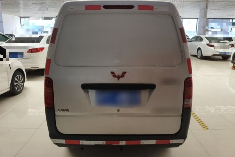 Used Wuling Zhiguang 2020 1.2L Van Utility Model China VI Emission Standard 2 Seats LSI Rear