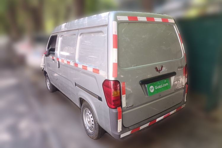 Used Wuling Zhiguang 2020 1.2L Van Utility Model China VI Emission Standard 2 Seats LSI Rear Left 45 Deg