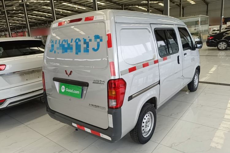 Used Wuling Zhiguang 2020 1.2L Van Utility Model China VI Emission Standard 5-Seater LSI Rear Right 45 Deg