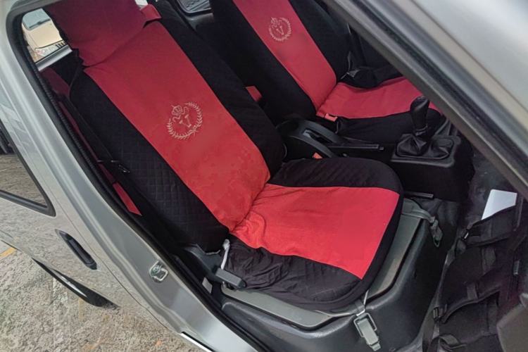Used Wuling Zhiguang 2020 1.2L Practical Model China VI LSI Right Front Seat