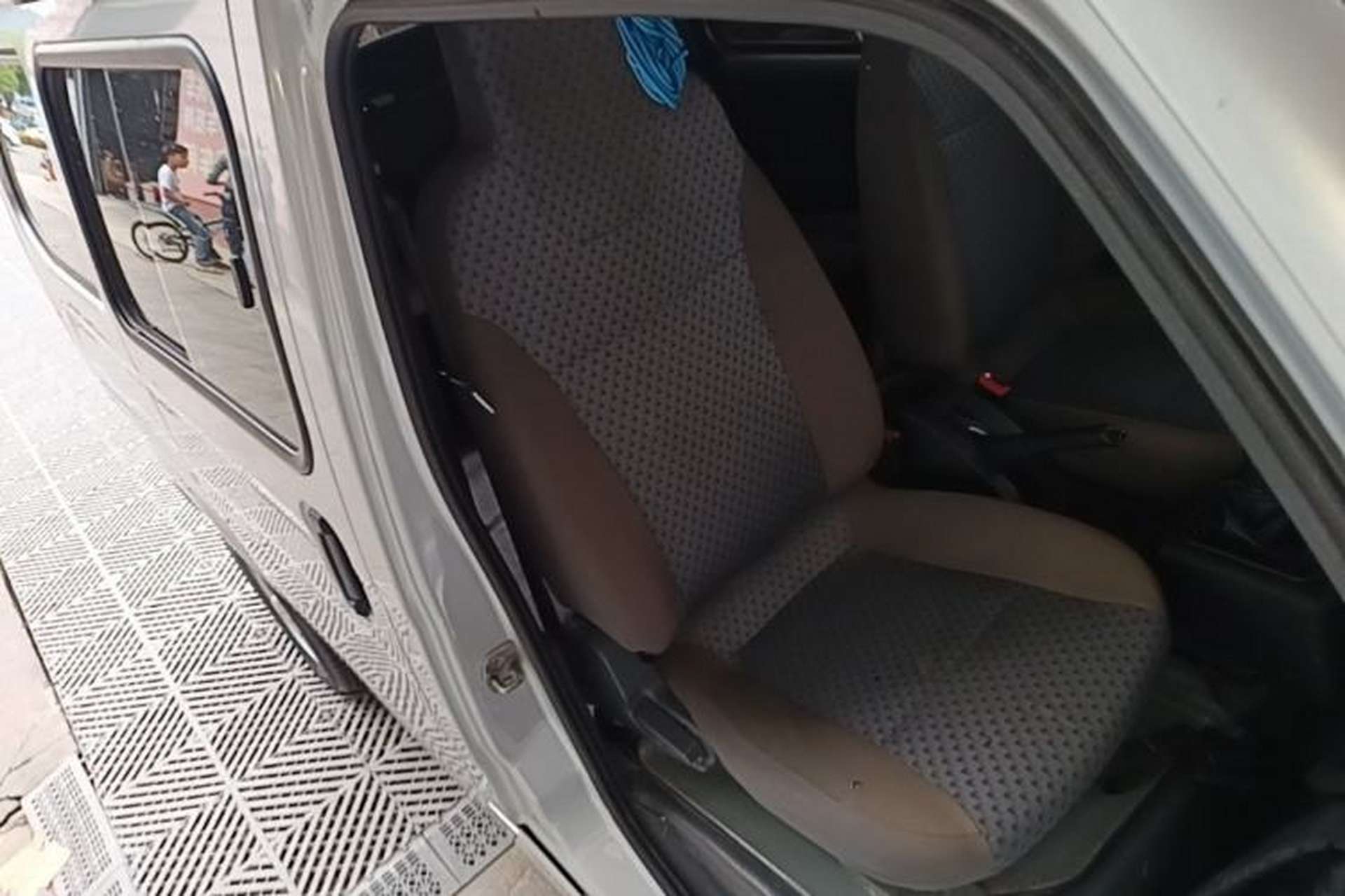 Used Wuling Zhiguang 2020 1.2L Practical Model China VI LSI Right Front Seat