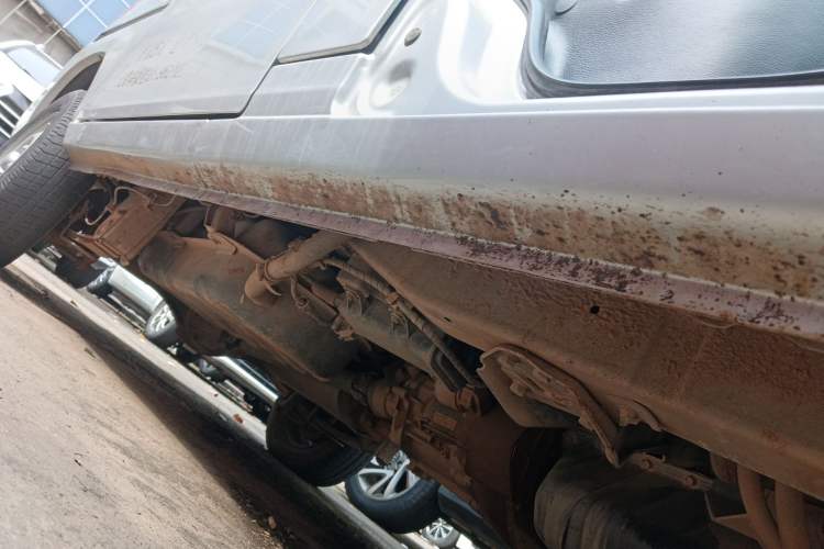 Used Wuling Zhiguang 2020 1.2L Practical Model China VI LSI Right Side Sill