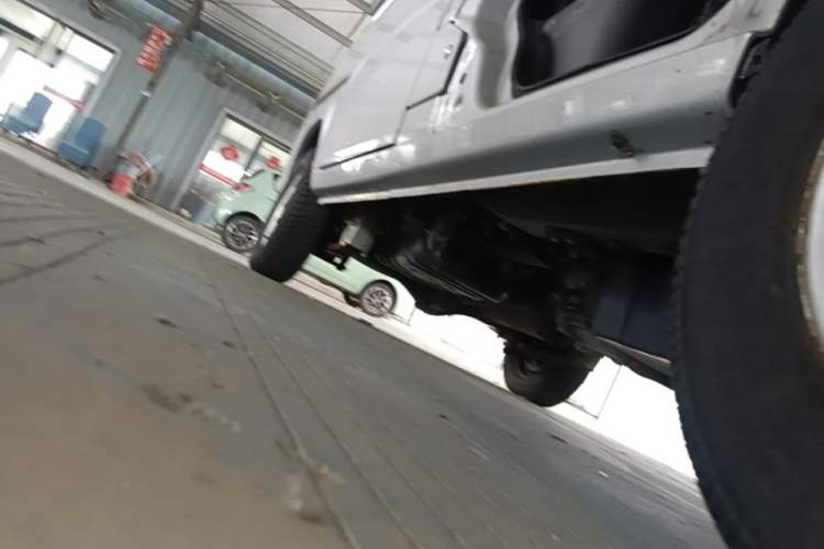 Used Wuling Zhiguang 2020 1.2L Practical Model China VI LSI Right Side Sill