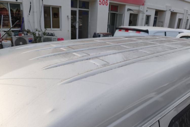 Used Wuling Zhiguang 2020 1.2L Van Utility Model China VI Emission Standard 5-Seater LSI Roof