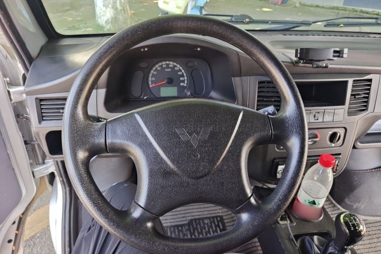 Used Wuling Zhiguang 2020 1.2L Practical Model China VI LSI Steering Wheel