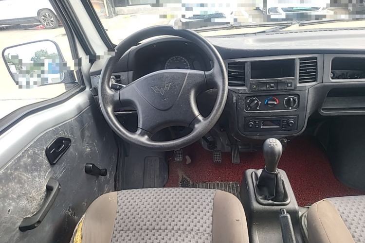 Used Wuling Zhiguang 2020 1.2L Practical Model China VI LSI Steering Wheel