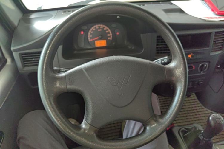 Used Wuling Zhiguang 2020 1.2L Practical Model China VI LSI Steering Wheel