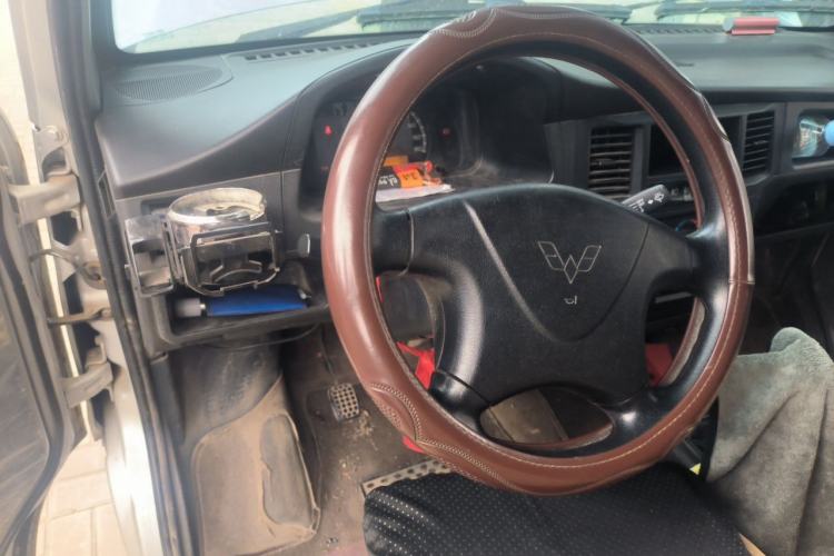 Used Wuling Zhiguang 2020 1.2L Practical Model China VI LSI Steering Wheel