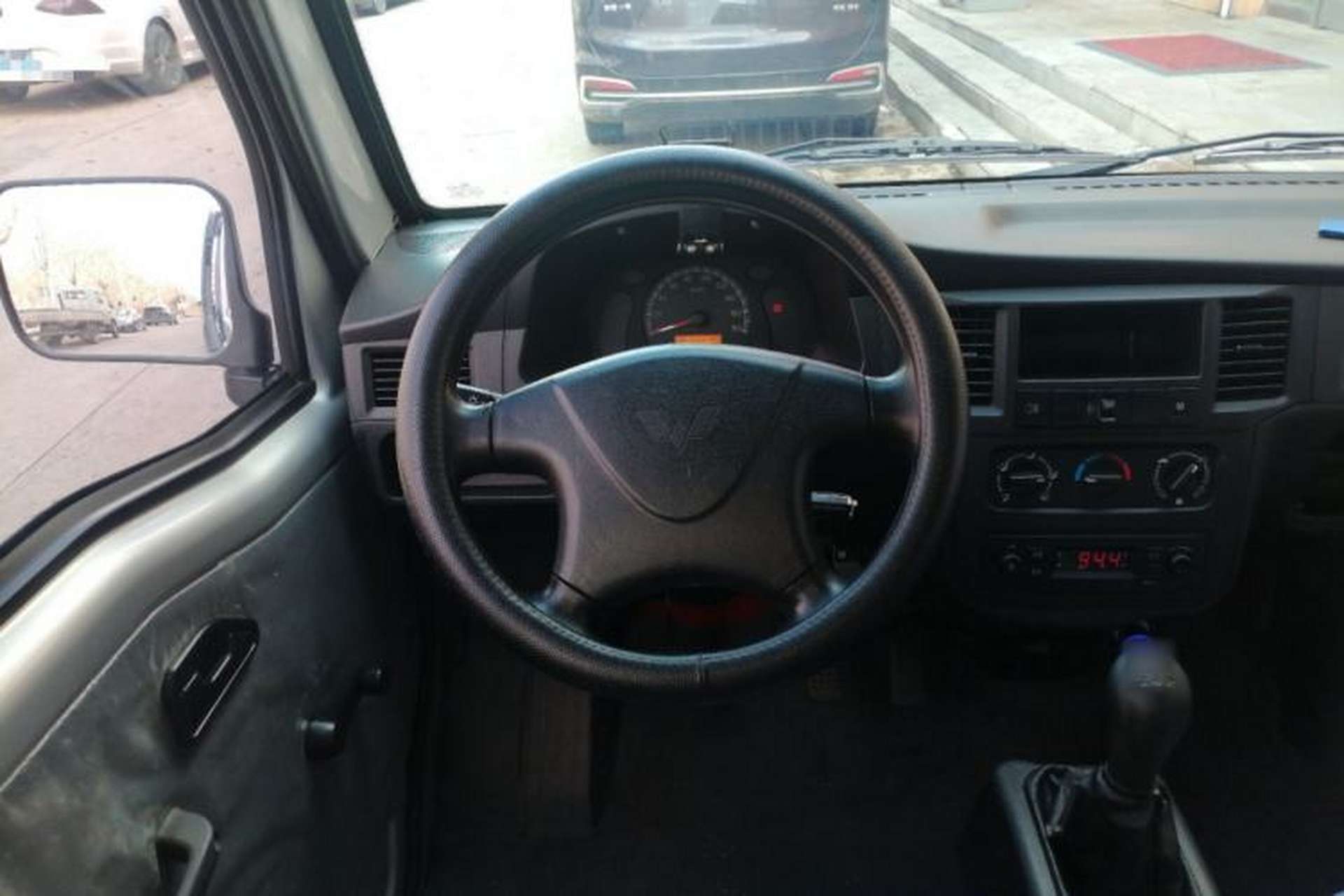 Used Wuling Zhiguang 2020 1.2L Practical Model China VI LSI Steering Wheel