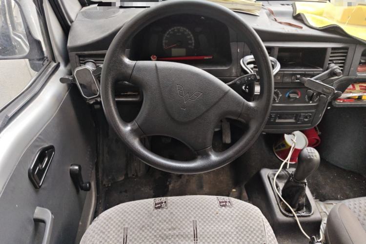 Used Wuling Zhiguang 2020 1.2L Practical Model China VI LSI Steering Wheel