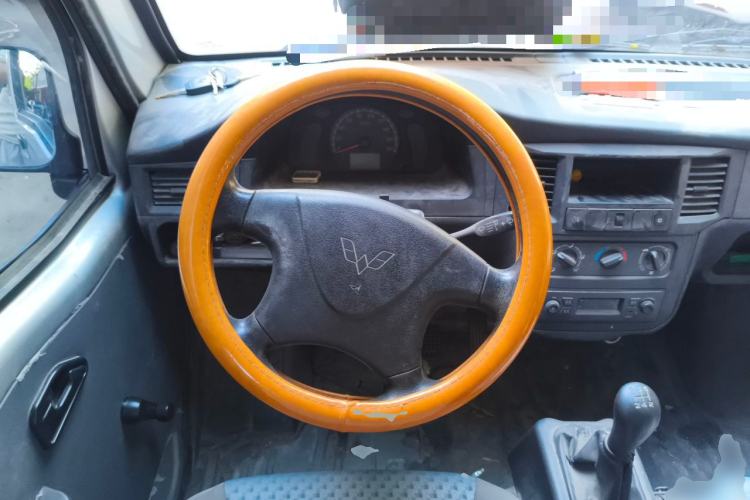 Used Wuling Zhiguang 2020 1.2L Practical Model China VI LSI Steering Wheel
