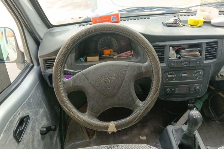 Used Wuling Zhiguang 2020 1.2L Practical Model China VI LSI Steering Wheel