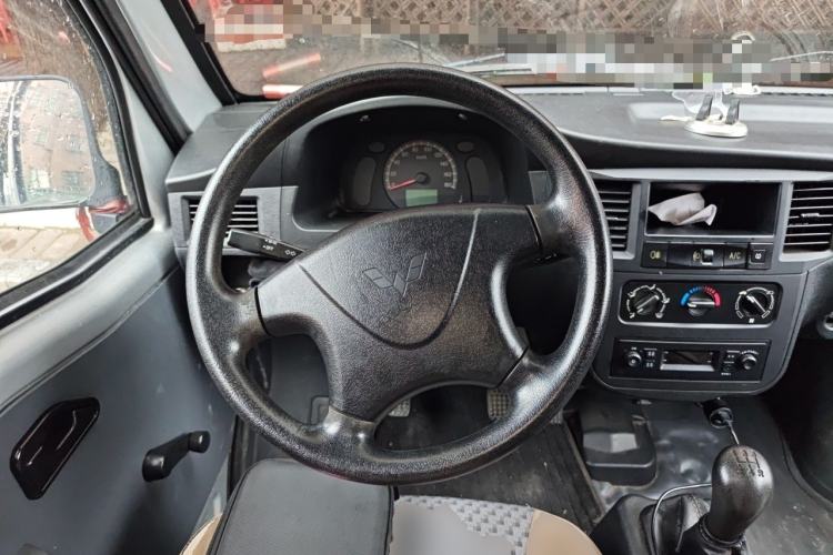 Used Wuling Zhiguang 2020 1.2L Practical Model China VI LSI Steering Wheel