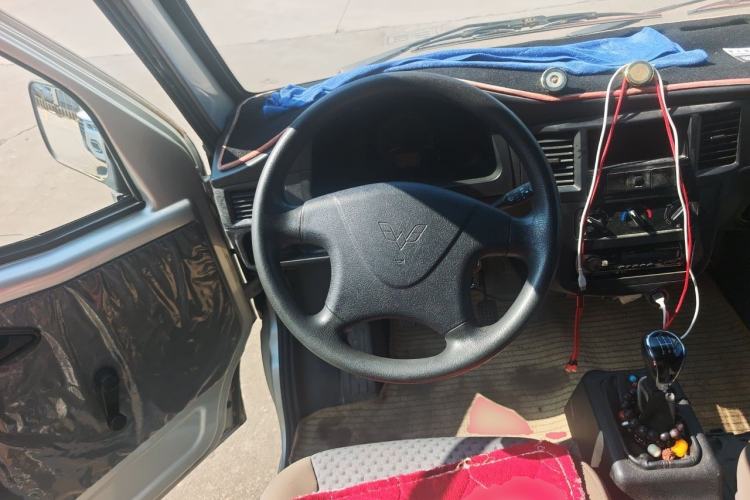 Used Wuling Zhiguang 2020 1.2L Practical Model China VI LSI Steering Wheel