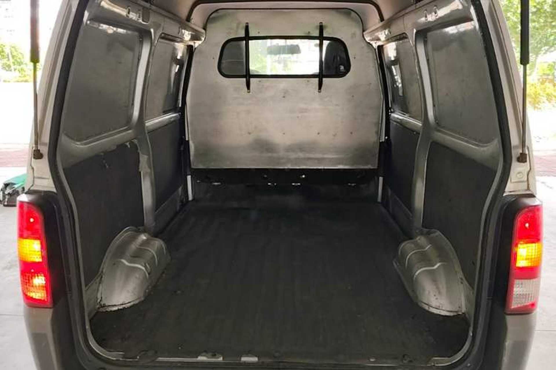 Used Wuling Zhiguang 2020 1.2L Van Utility Model China VI Emission Standard 2 Seats LSI Trunk