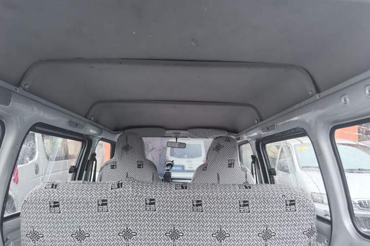 Used Wuling Zhiguang 2020 1.2L Practical Model China VI LSI Trunk