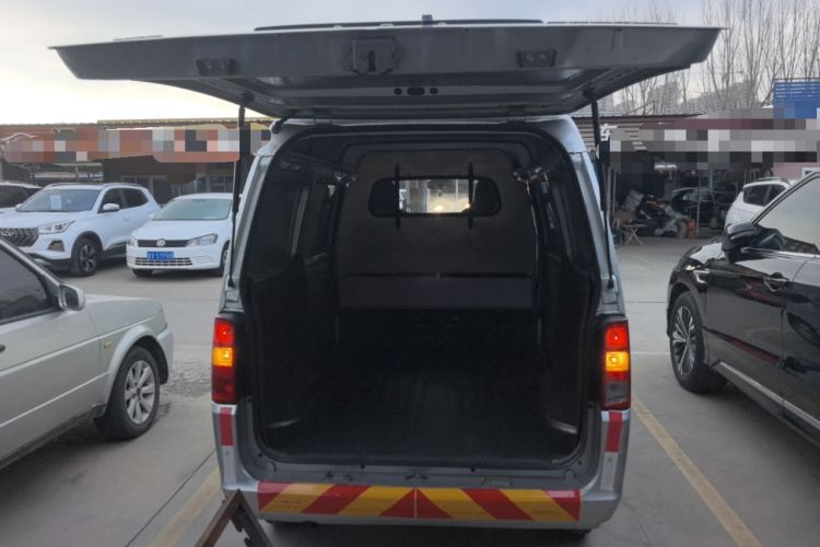 Used Wuling Zhiguang 2020 1.2L Van Utility Model China VI Emission Standard 2 Seats LSI Trunk