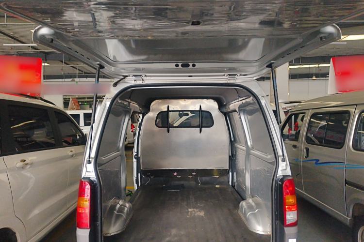 Used Wuling Zhiguang 2020 1.2L Van Utility Model China VI Emission Standard 2 Seats LSI Trunk