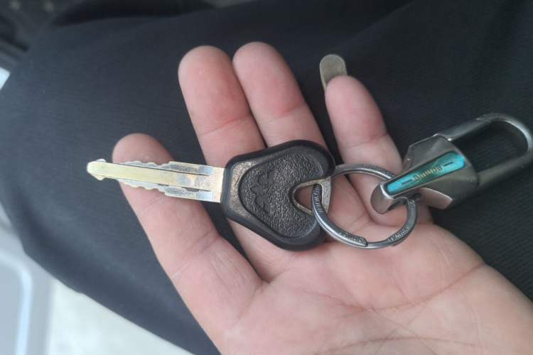 Used Wuling Zhiguang 2020 1.2L Practical Model China VI LSI Vehicle Key