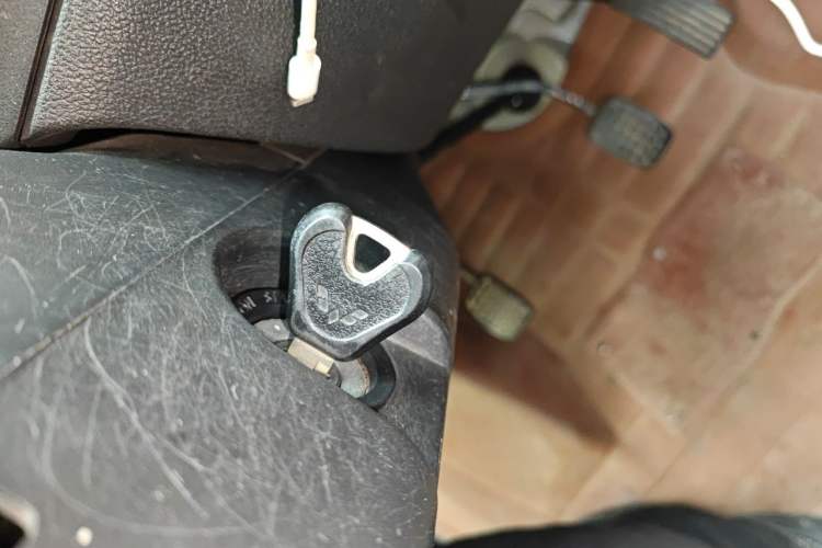 Used Wuling Zhiguang 2020 1.2L Practical Model China VI LSI Vehicle Key