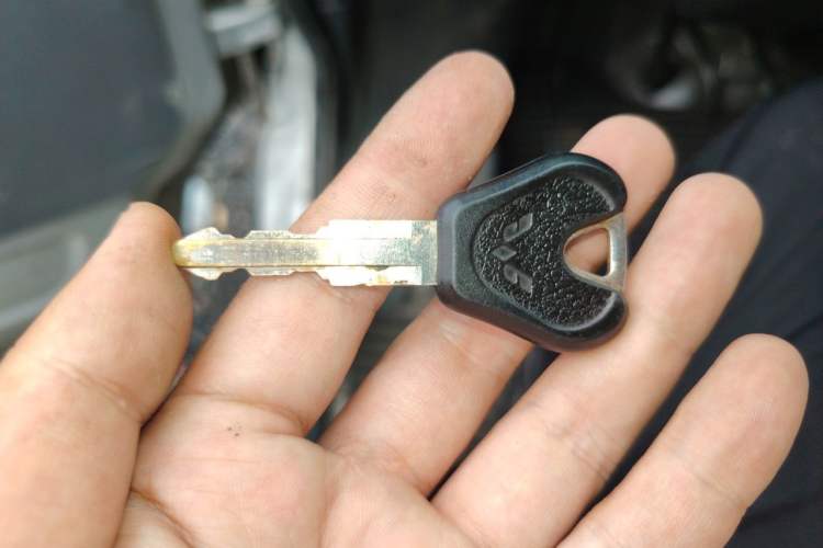 Used Wuling Zhiguang 2020 1.2L Practical Model China VI LSI Vehicle Key