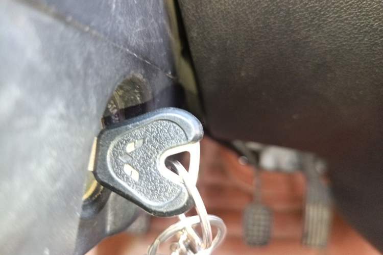 Used Wuling Zhiguang 2020 1.2L Practical Model China VI LSI Vehicle Key