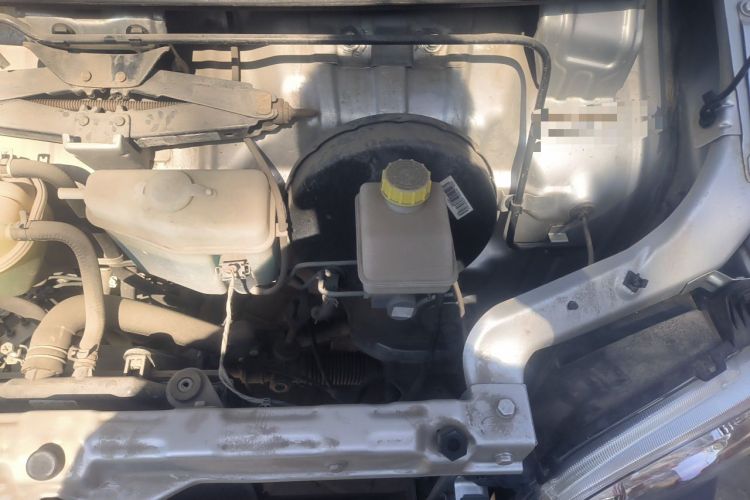 Used Wuling Zhiguang  Engine Bay Left