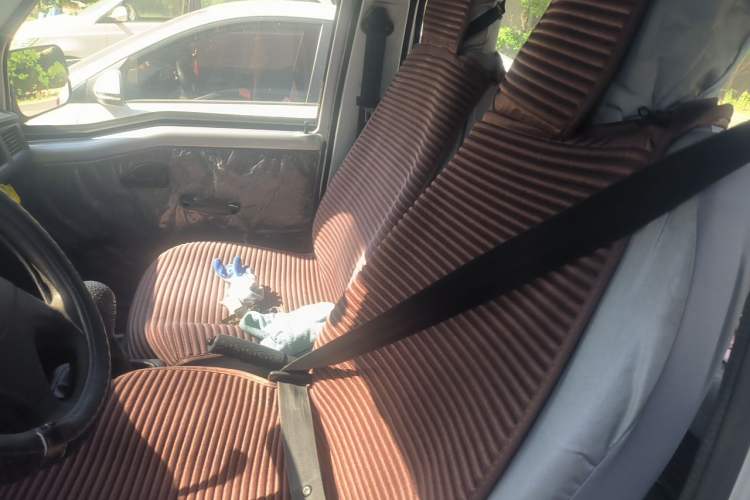 Used Wuling Zhiguang  Left Rear Seat
