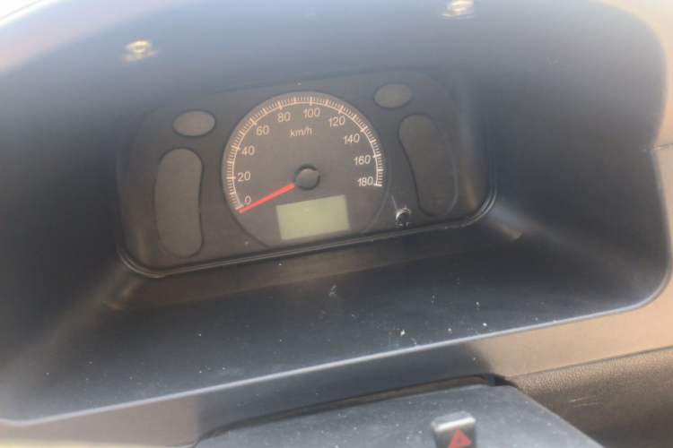 Used Wuling Zhiguang  Odometer Close Up