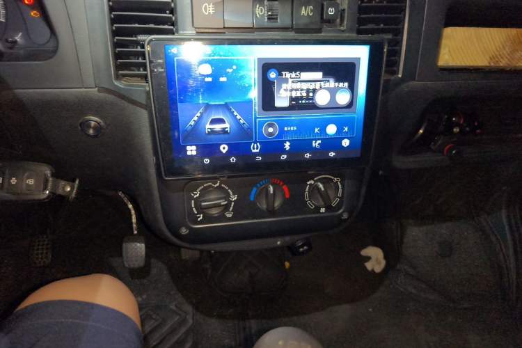 Used Wuling Zhiguang 2023 1.5L Practical Version 5/7 Seats Audio And AC Panel