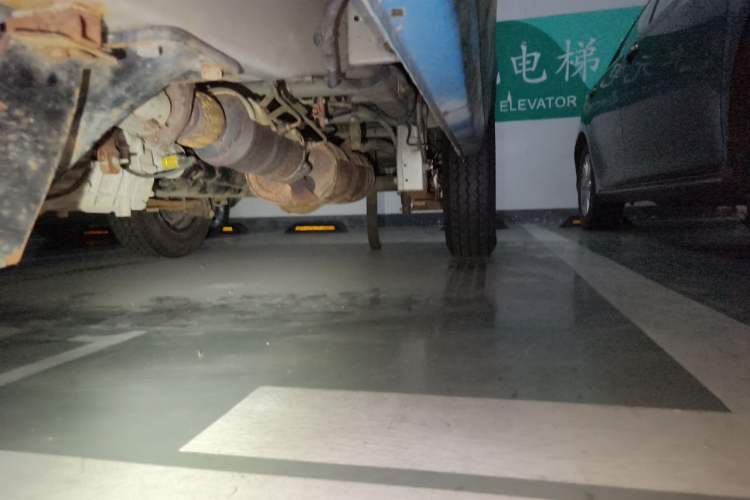 Used Wuling Zhiguang 2023 1.5L Practical Version 5/7 Seats Chassis Front Left