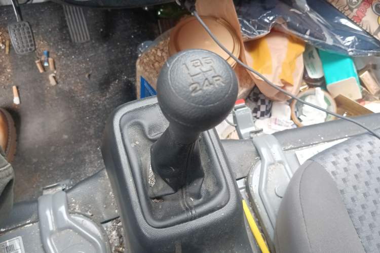 Used Wuling Zhiguang 2023 1.5L Practical Version 5/7 Seats Gear Lever