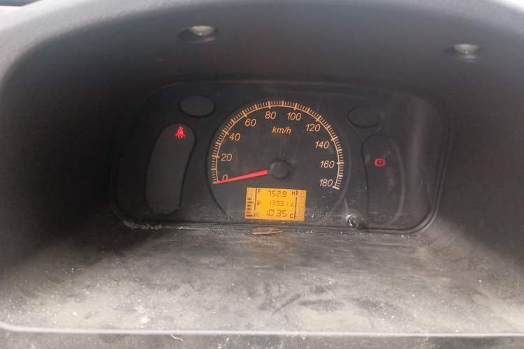 Used Wuling Zhiguang 2023 1.5L Practical Version 5/7 Seats Instrument Cluster