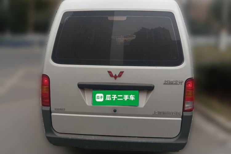 Used Wuling Zhiguang 2023 1.5L Practical Version 5/7 Seats Rear