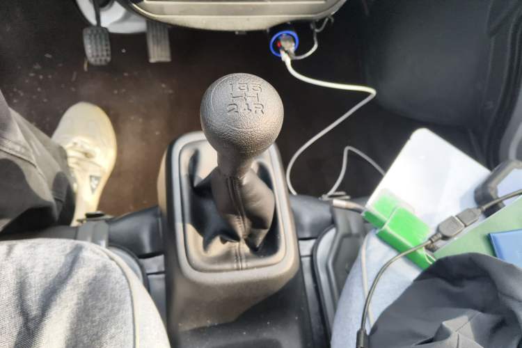 Used Wuling Zhiguang 2023 1.5L Practical Version 5/7 Seats Gear Lever