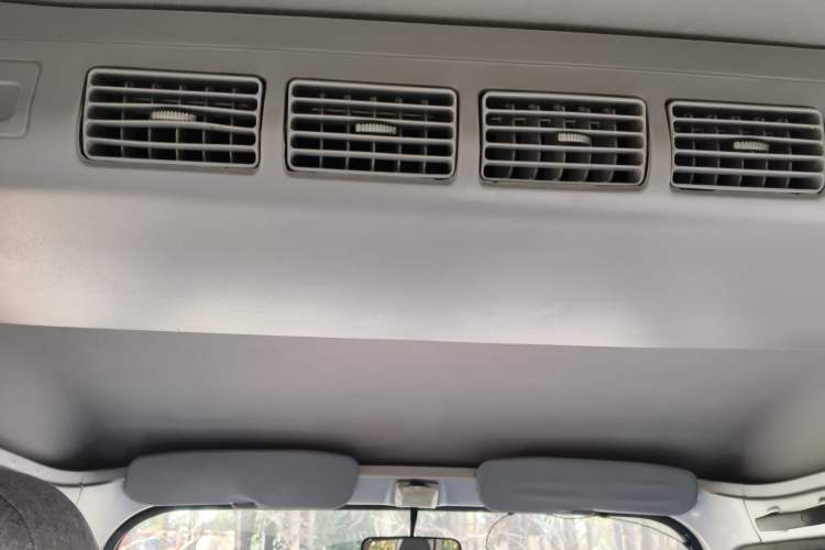 Used Wuling Zhiguang 2023 1.5L Practical Version 5/7 Seats Headliner