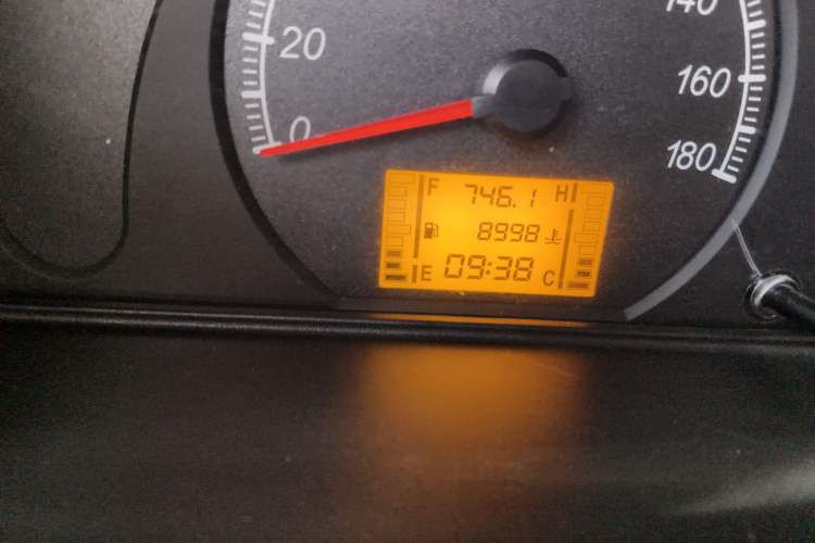 Used Wuling Zhiguang 2023 1.5L Practical Version 5/7 Seats Odometer Close Up