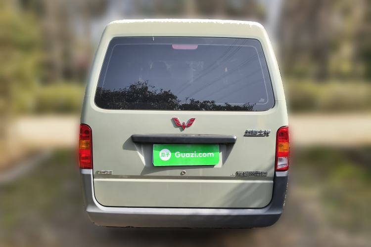 Used Wuling Zhiguang 2023 1.5L Practical Version 5/7 Seats Rear