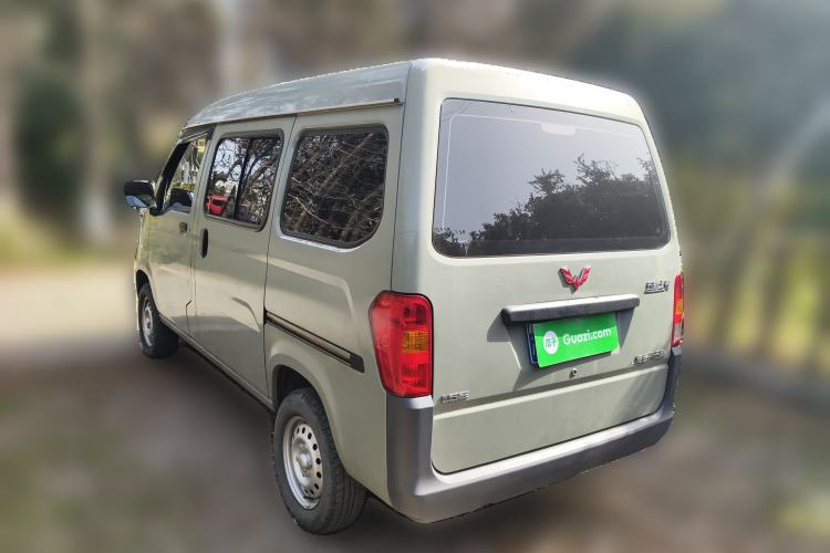 Used Wuling Zhiguang 2023 1.5L Practical Version 5/7 Seats Rear Left 45 Deg